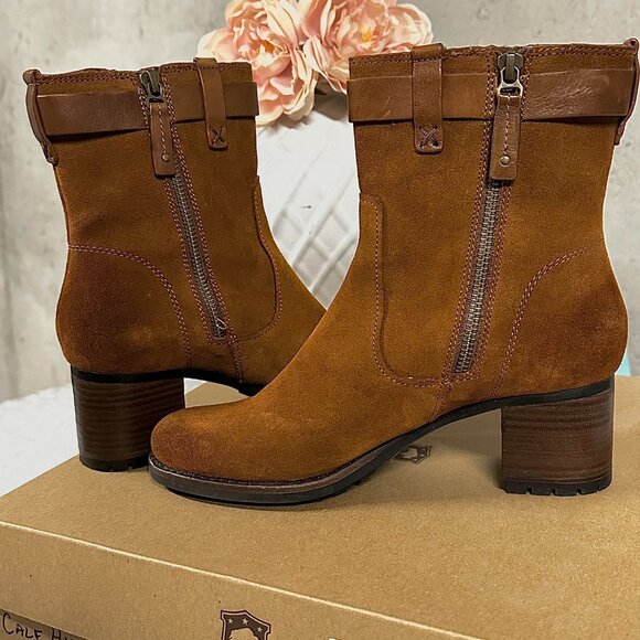 NWT Trask Suede and Leather Ankle Boots - Size 7.5 - Picture 3 of 10